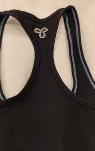 Aritzia TNA racer back top